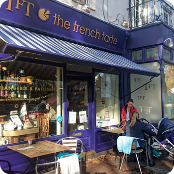 Planglow's customer the French Tarte cafe with outdoor seating.